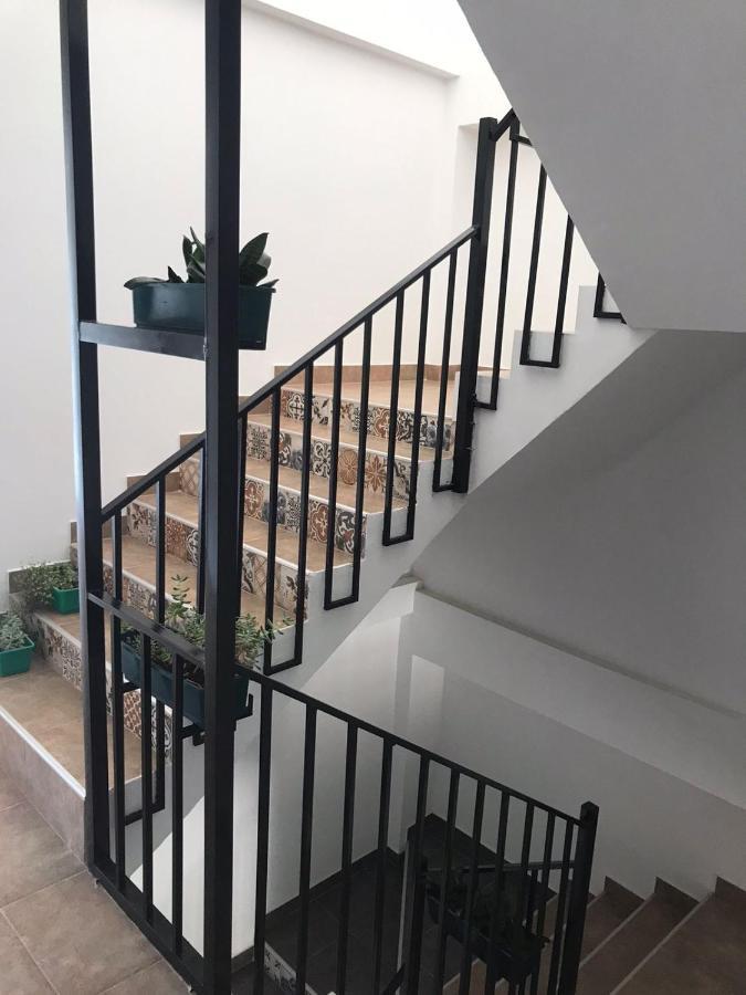 Guest House سالتا المظهر الخارجي الصورة