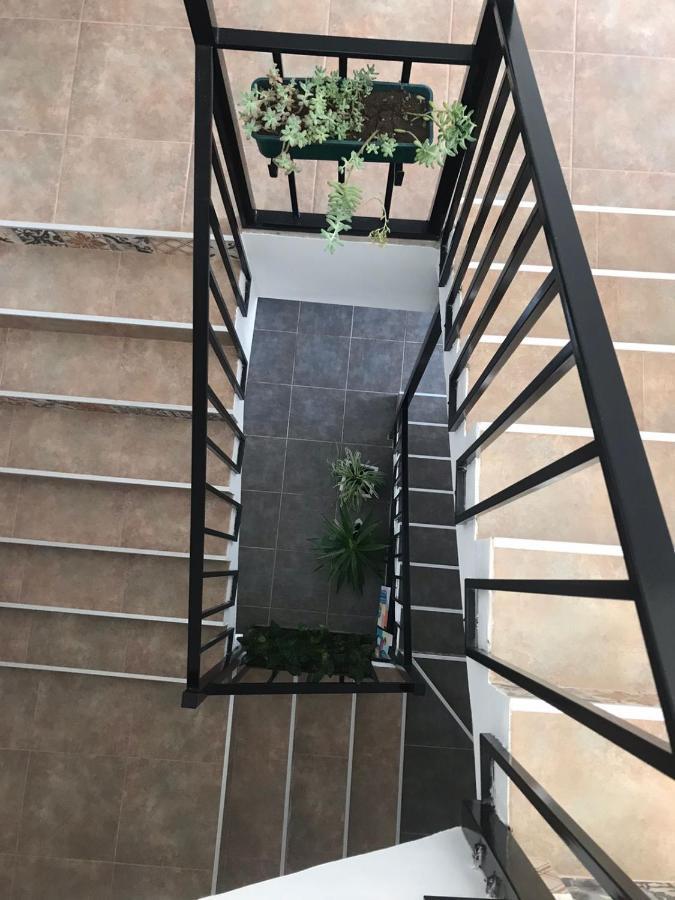 Guest House سالتا المظهر الخارجي الصورة