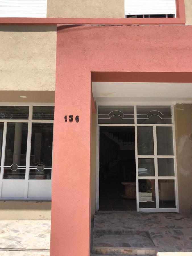 Guest House سالتا المظهر الخارجي الصورة