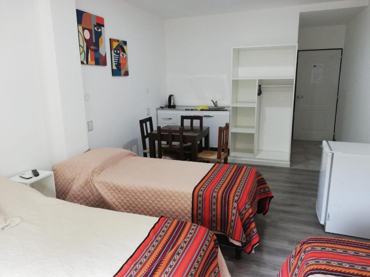 Guest House سالتا المظهر الخارجي الصورة