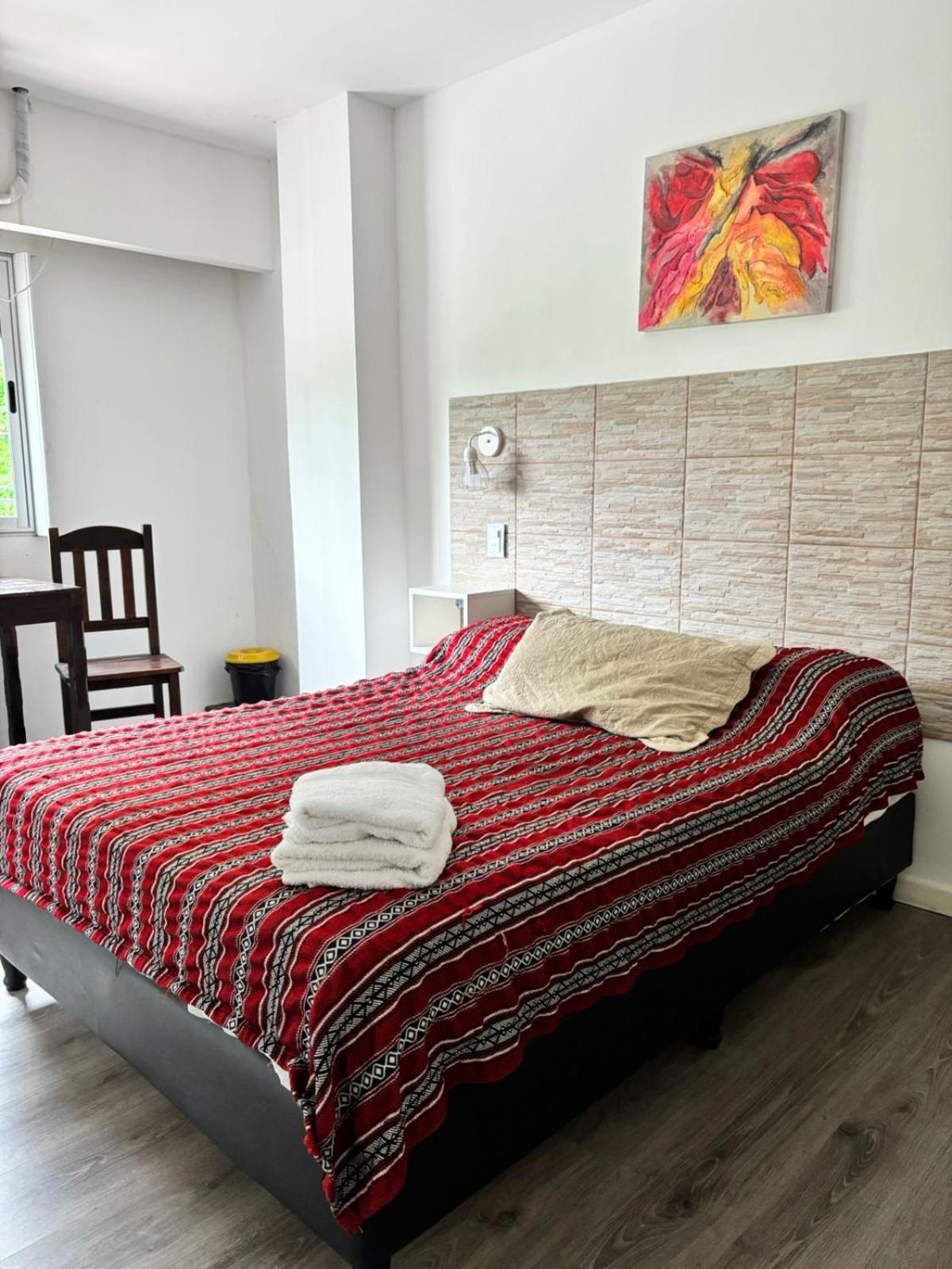 Guest House سالتا المظهر الخارجي الصورة